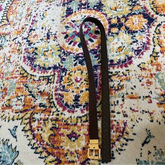 Michael Kors MK Logo Reversible Belt with Gold Tone Buckle Womens Size XL - Picture 6 of 11